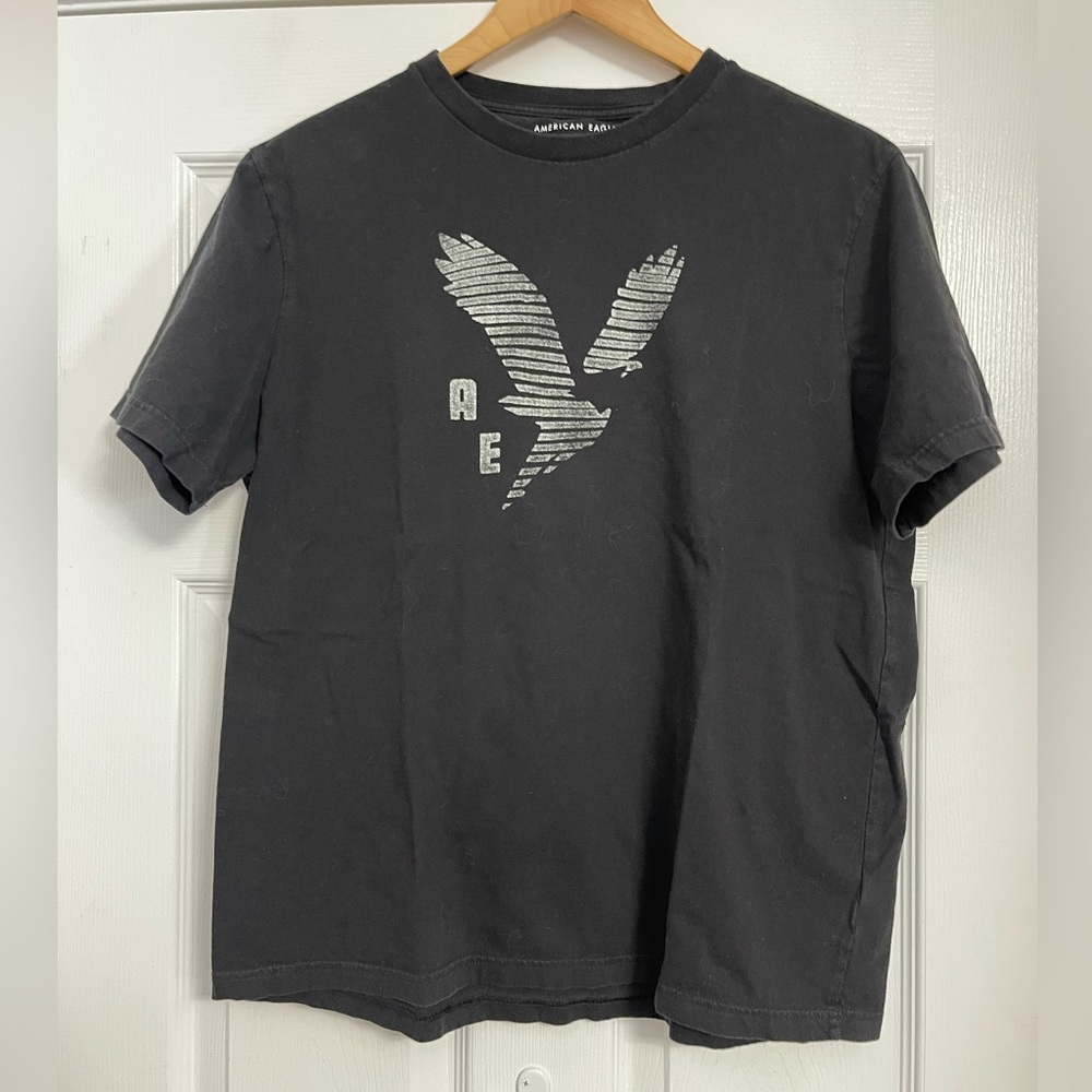 American Eagle Outfitters Black Tee with Eagle Graphic Large